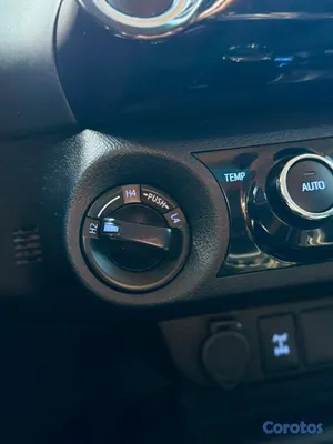 jeepetas y camionetas - Toyota hilux srv 2020 8