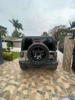 jeepetas y camionetas - jeep Sáhara jk 2019 3