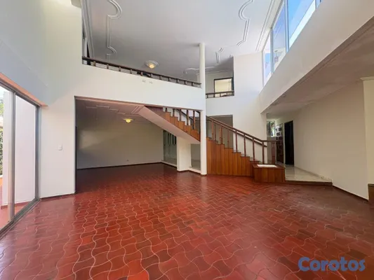 casas - Casa en venta en excelente ubicación de los Cacicazgos 3
