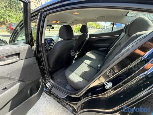 carros - Hyundai elantra 2020 6