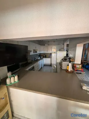 casas - Amplia y exclusiva propiedad  proximo al cety Center de Santo Domingo  este 17