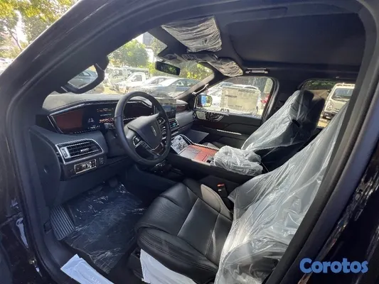 jeepetas y camionetas - Lincoln Navigator Reserve, va con tu personalidad! 2