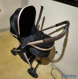 Coche de bebé 0 a 2 años. 