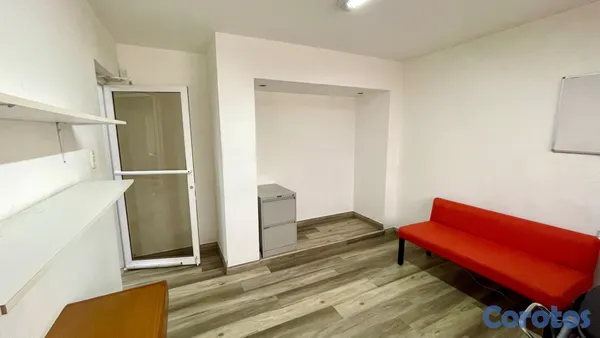 oficinas y locales comerciales - Local de oficina en Piantini 5