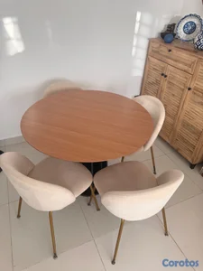 Comedor redondo de 4 sillas negociable