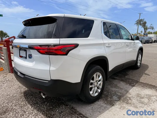 jeepetas y camionetas - 2022 CHEVROLET TRAVERSE LT  3