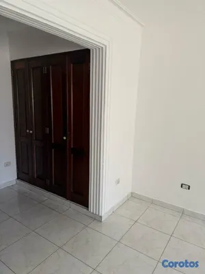 apartamentos - ✨🏢 Apartamento en Venta – Urbanización Real, Santo 8