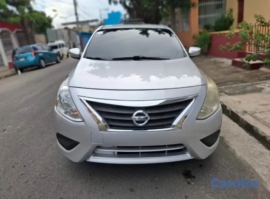 carros - Nissan Versa 2019 Americano en Venta 5