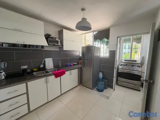 apartamentos - vendo la Julia tercer nivel dos habitaciones dos baños parqueo servicio  6