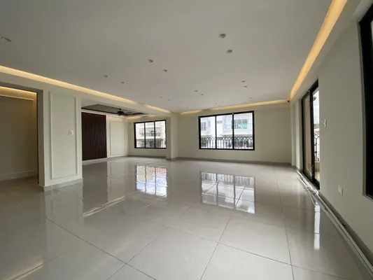 apartamentos - Apartamento en Alquiler en Paraiso: ¡Piso Alto, Oportunidad Única! 7