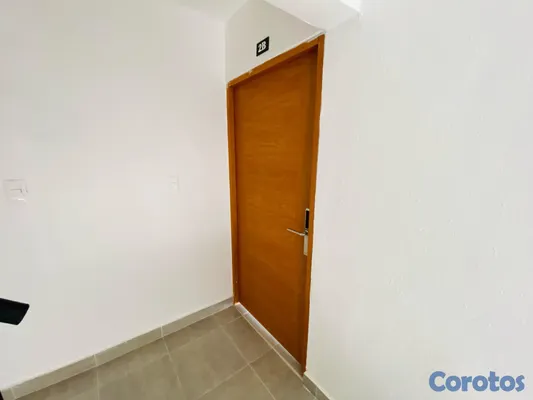 apartamentos - SEGUNDO PISO EN VENTA EN LA AVENIDA HISPANOAMERICA 17
