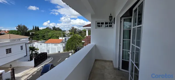 casas - Propietario vende casa amueblada en Cuesta Hermosa III 11