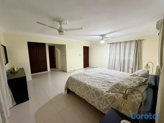 apartamentos - Penthouse de 3 habitaciones 3 baños en venta en Ur 11