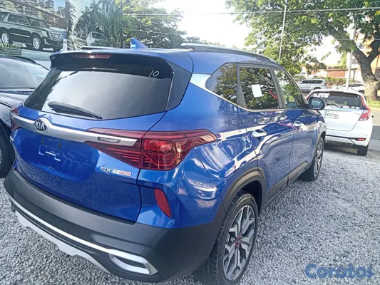 jeepetas y camionetas - Kia seltos SX turbo 4X4 2021 6