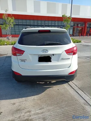 jeepetas y camionetas - HYUNDAI TUCSON 2011 NITIDA CON AIRE QUÉ CONGELA Y BIEN CUIDADA 4