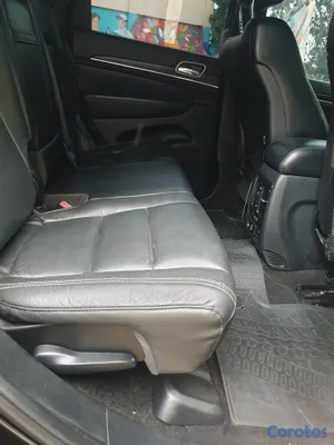 jeepetas y camionetas - Vendo por motivos de viaje  7