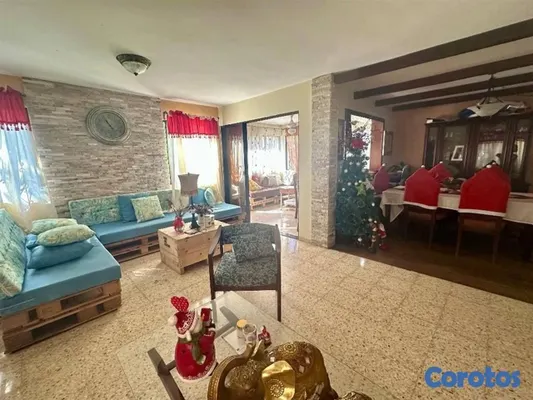 casas - Casa de 3 habitaciones 2 baños en venta en Jardine 4