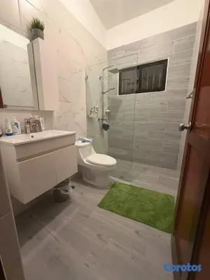 casas - Casa de 3 habitaciones 2 baños en venta en Colinas 2