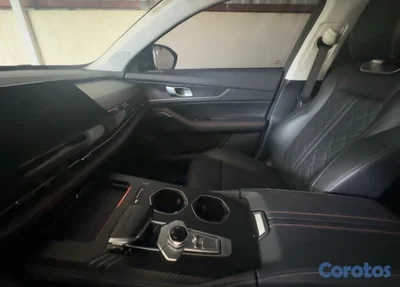 vendo de oportunidad changan Uni-k 2024 precio negociable 
