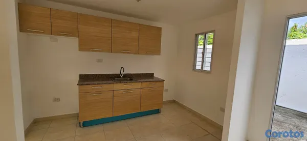 casas - Vendo cómodo casa duplex con patio de dos niveles en Colinas del viento 5
