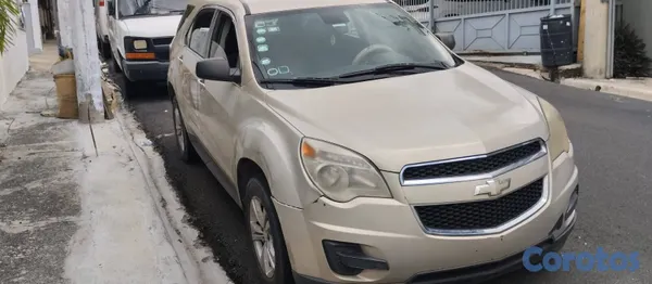jeepetas y camionetas - Se vende Chevrolet Equinox en elegante color crema 5