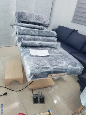 Salud y Equipamiento Médico - camilla masaje con elevador electrica personas pesar hasta 400 libras. casinueva 6