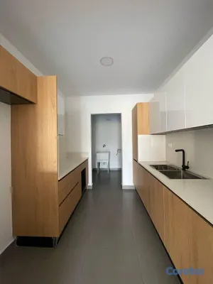 apartamentos - Apartamento listo de 3 habitaciones con hermosa vi 7