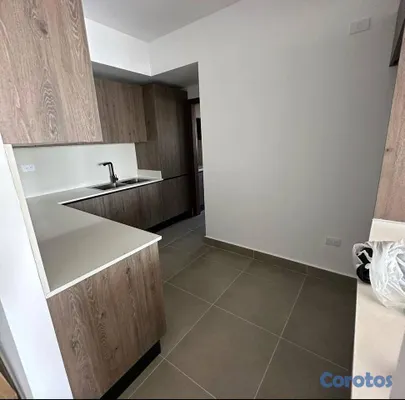 apartamentos - Apartamento en alquiler en Bella Vista Av. Sarasot 6
