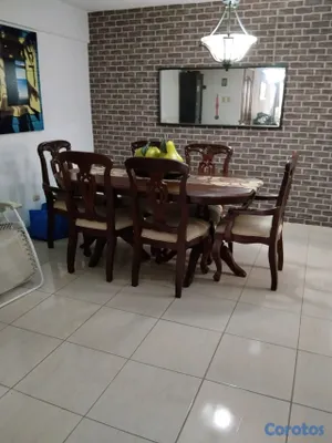 muebles y colchones - Juego de Comedor en Caoba con 6 Sillas – Elegante y en Muy Buen Estado 6