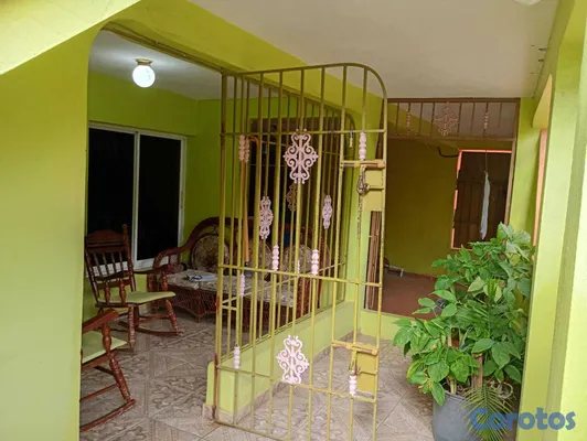 casas - casa en venta con 2 apartamento arriba en sabana p 14