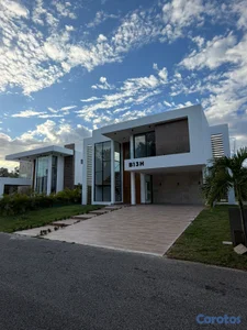 Vendo hermosa villa en Playa Nueva Romana 