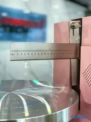 equipos profesionales - Maquina de recubrimiento giratoria decoradora de bizcochos pasteles tartas 2