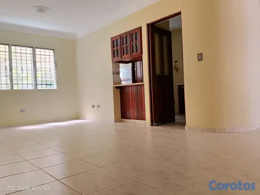 apartamentos - Av.Indep. 3 habitaciones. 2 baños. 2 parqueo abiertos

 7