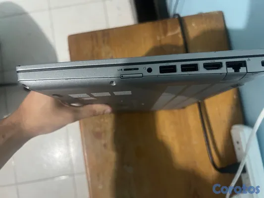 computadoras y laptops - Laptop Dell Latitude 5410 Core i5 10ma Generación 2