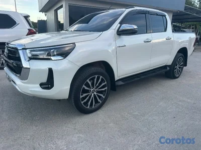 2022 Toyota Hilux SRV