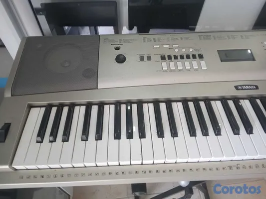 instrumentos musicales - Piano Yamaha YPG-235 -76teclas Incluye: la fuente 3