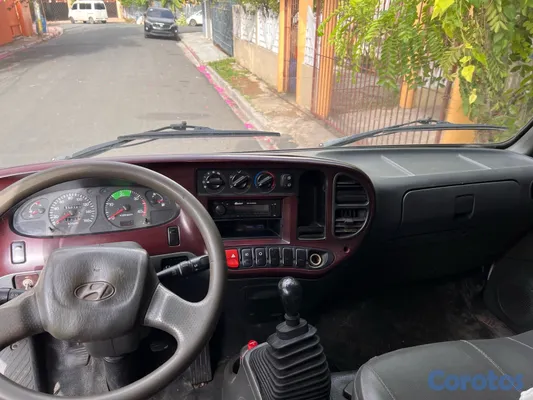 camiones y vehiculos pesados - vendo o traspaso Hyndai HD 65 7