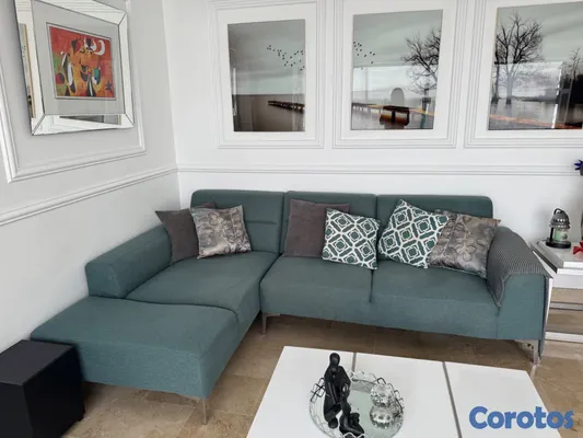 muebles y colchones - Vendo Sofá en L de tres puestos  2