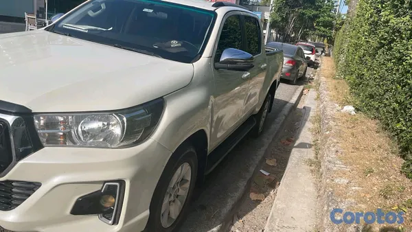 jeepetas y camionetas - Toyota hilux 2020  2