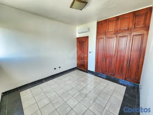apartamentos - APARTAMENTO ESPACIOSO LA ESMERALDA ASCENSOR Y PLAN 10