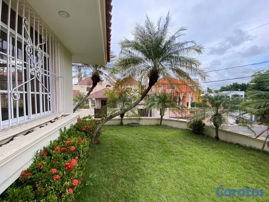 casas - Casa de alquiler en arroyo hondo 9