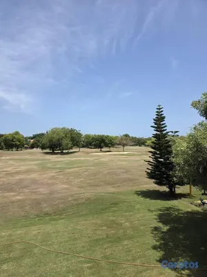 apartamentos - Metro Country Club, Juan Dolio: 2 habitaciones con balcón al golf 4