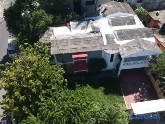 casas - Casa de 4 Habitaciones en Alquiler en Herrera con 7 Parqueos 2