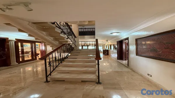 casas - Casa de lujo en Alameda 8