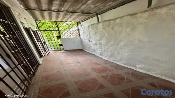 casas - San Isidro - Casa de 1 nivel con amplio patio y área verde 5