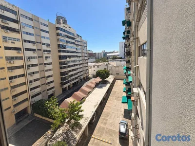 Apartamento de 3 habitaciones 2 baños en venta en 