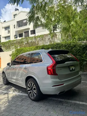jeepetas y camionetas - Volvo XC90 Momentum D5 2020 5