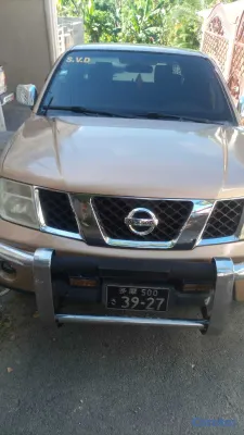 jeepetas y camionetas - Se vende nizzan navara 2009 en perfecto estado 2