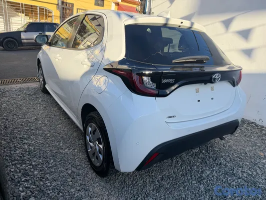 carros - Toyota Yaris 2022 2