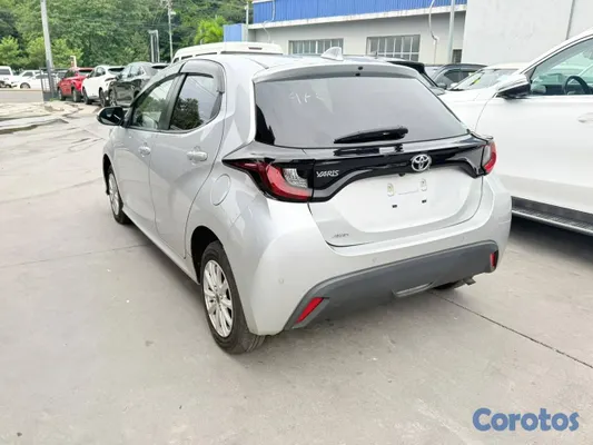 jeepetas y camionetas - TOYOTA YARIS 2021 AUTOMÁTICO | EXCELENTE ECONOMÍA  4